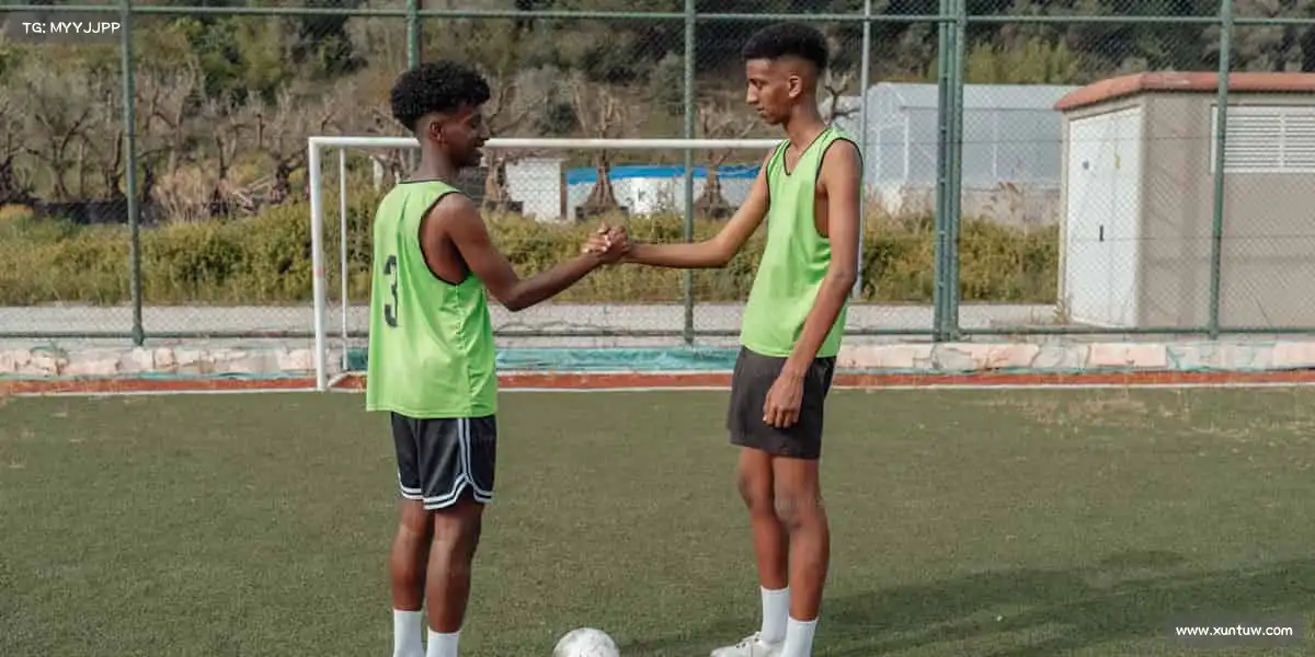 <strong>大满贯</strong>每一次挥汗，都是对自己的超越🏋️